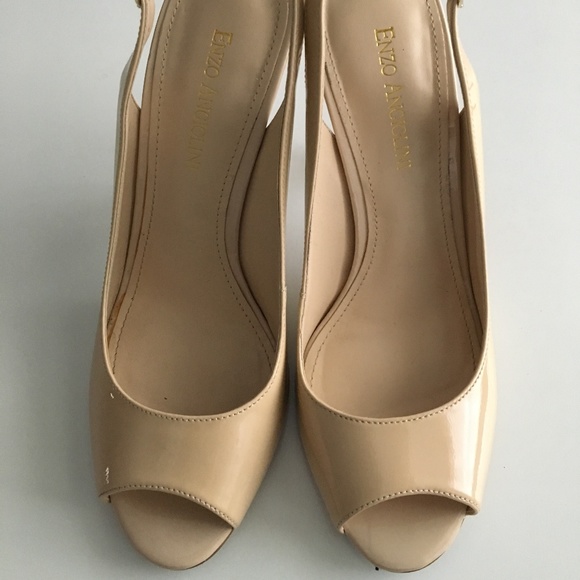 enzo angiolini sandals